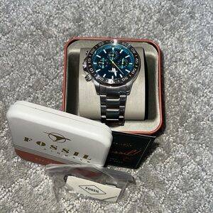 Nwt mens watch